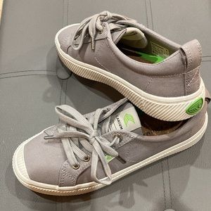 CARIUMA Oca LOW CANVAS SNEAKERS